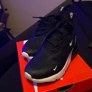 Nike Air Max 270